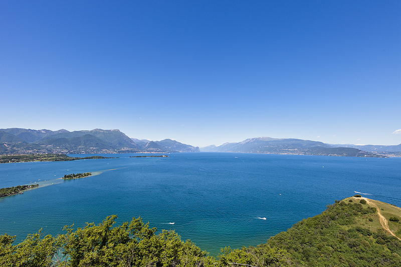 『狮子座』6月开始，贵人如云，喜事如雨，3星座苦尽甘来，事业一鸣惊人