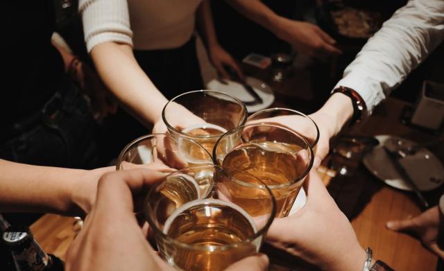 肝脏|养肝要趁早?这3种伤肝食物,要少吃!肝开始不好,10表现逃不掉