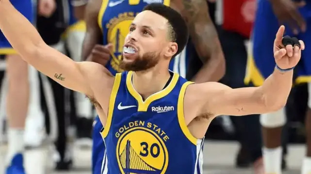 勇士队|勇士输球三大罪人！一个死性不改，一个全场哑火，一个扶不起的阿斗