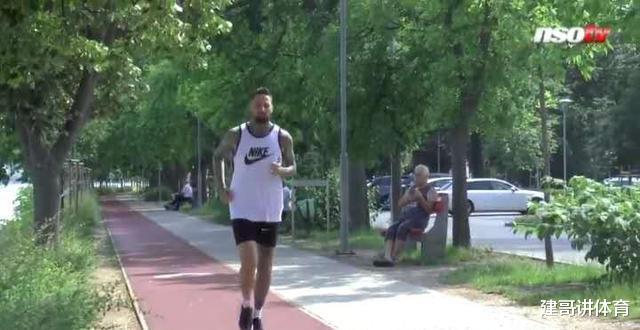 【山东鲁能】鲁能卡达尔：宅家等签证，自己训练加学做饭