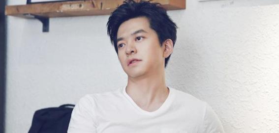 [李健]李健和妻子都是清华学霸，却坚持做丁克，竟是因为如此尴尬的问题