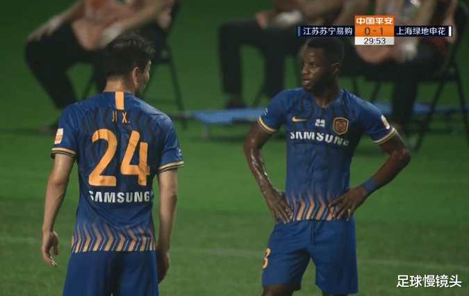 江苏苏宁|中超2亿豪门官博被围攻!苏宁球迷炮轰:24射0球,主帅下课吧