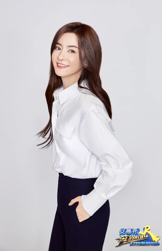 奔跑吧兄弟|《奔跑吧》baby退出录制，常驻女MC换人？路透照片揭露真相