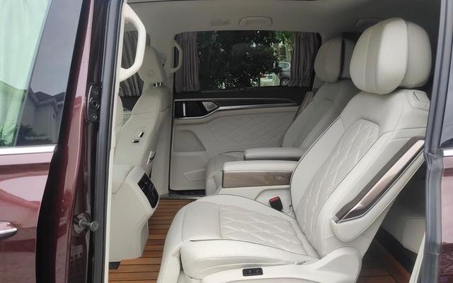 五菱宏光|放弃本田艾力绅，28.68万拿下大众威然，开了3个星期，车主有话说