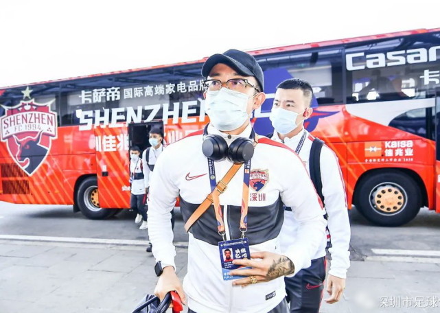 佳兆业|豪横,深圳佳兆业20家赞助商光饮料就5家,球迷:南通支云不服