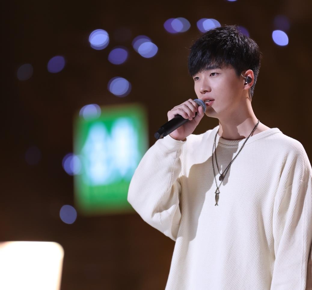 中国好声音|《中国好声音》停播仍上热搜，发布18强学员物料，网友并不买账