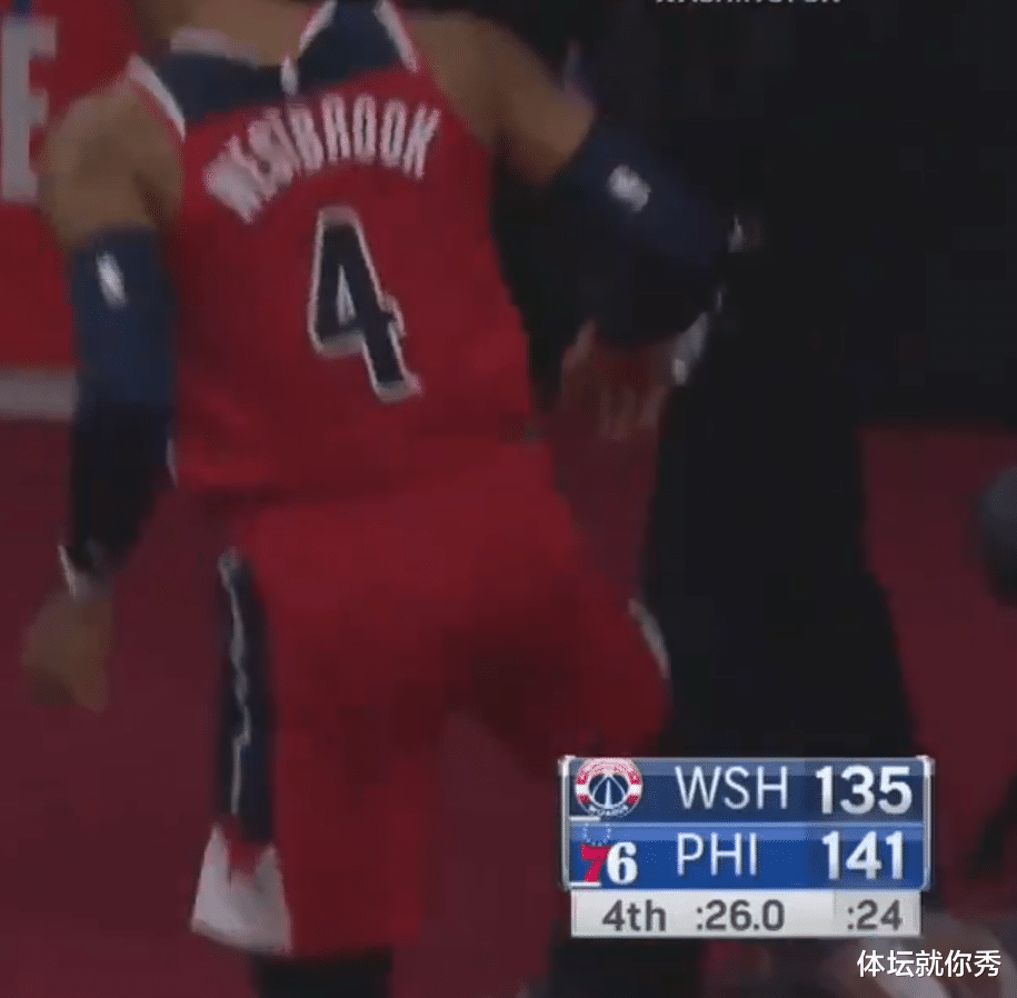 比尔|输球又输人！比尔轰60分还是输，赛后罕见暴怒，谁注意威少的举动