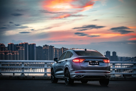 吉利汽车|选择吉利轿车的都是怎样的一群人？