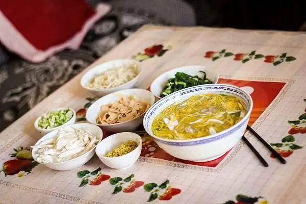 云南|比大理静谧，比丽江舒服！昆明旁这座云南最慢小城，去一趟相当出国！