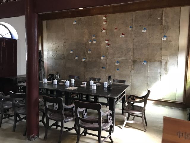 遵义会议|遵义会议上，7人有最终的投票权，最后谁投了毛主席最为关键的一票？