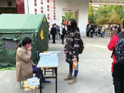 教育部：高考复读新政策来袭？教育部发布最新消息，高三复读生欲哭无泪