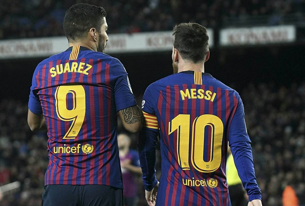 巴塞罗那■巴萨2-2丢分传内讧，头号前锋公开炮轰主帅，预言即将成为现实