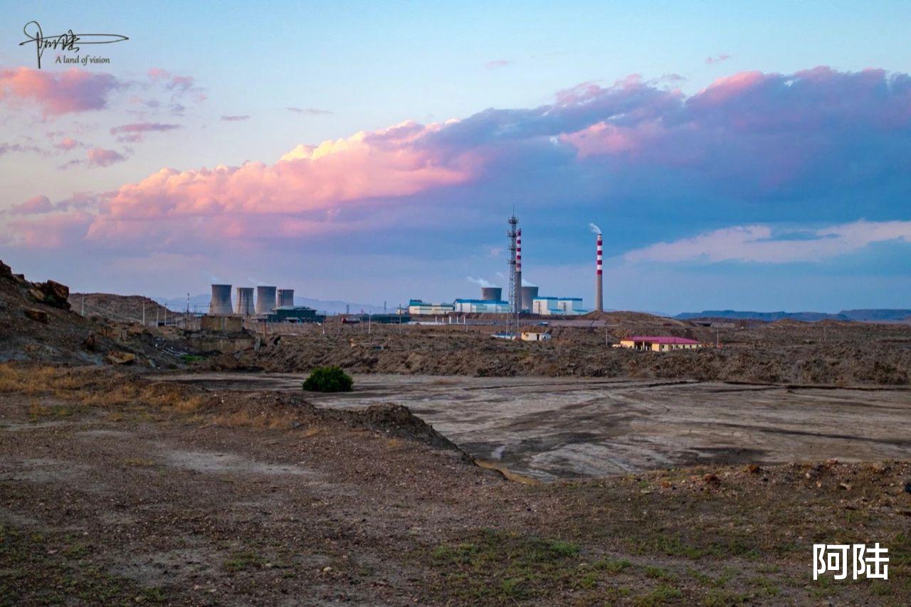 乌海|旅途中的记录，乌海市郊让人震撼的荒芜