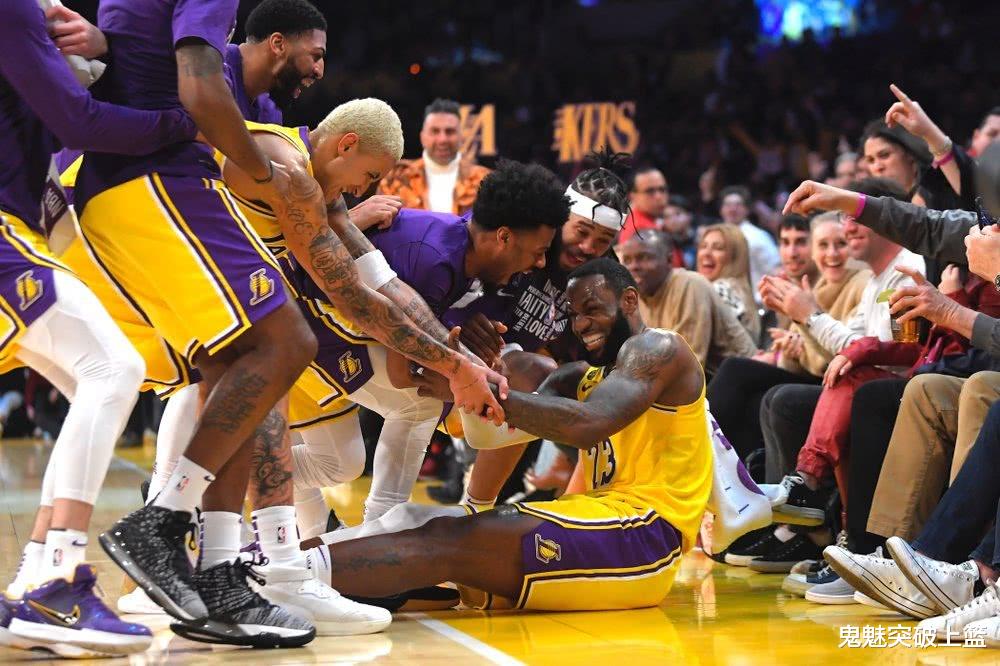 季后赛▲喜大普奔!就在刚刚,传来复赛的最新消息,詹姆斯的话管用了!