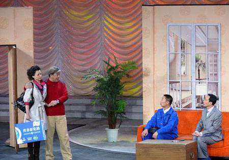 贾玲|为了捞金果断离开贾玲，从春晚的笑星沦为落成笑柄，如今看来当时是高估了！