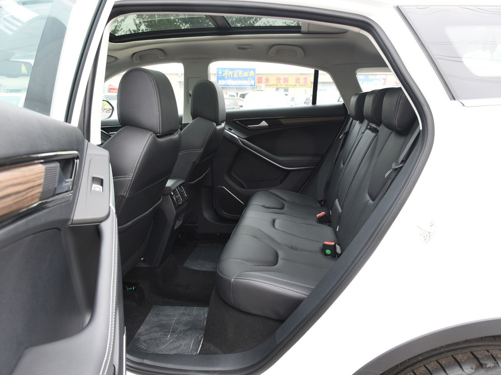 SUV：车长近4米6，10万买辆四轮独悬的合资SUV，却是国产车换标