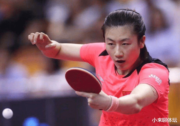 丁宁▲丁宁被她坑惨了！一年前勇夺世界杯冠军，如今却全年无冠遭嘲讽