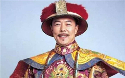 雍正|雍正承诺：只要我在世一天，就没人敢动你！乾隆一继位就将他凌迟