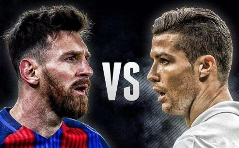 『C罗』球场上一边10个C罗,一边10个梅西,双方守门员一样,哪边会赢?