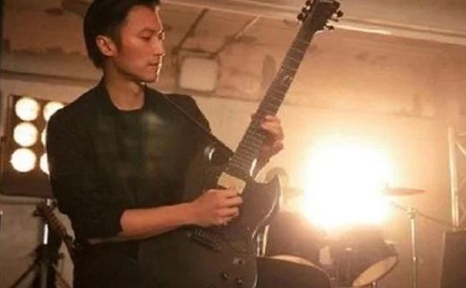 谢霆锋|谢霆锋财产分配曝光，张柏芝或许成最后赢家，原来他这么爱儿子！