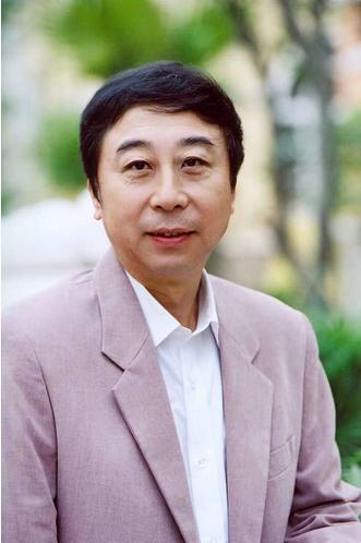 『冯巩』2004年，冯巩遭遇“性敲诈”，张梦：我要50万分手费和保密费