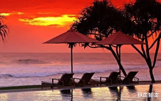 『美国』又见一白眼狼国家，撕毁中方合约站队美澳，却还向我国要千亿援助