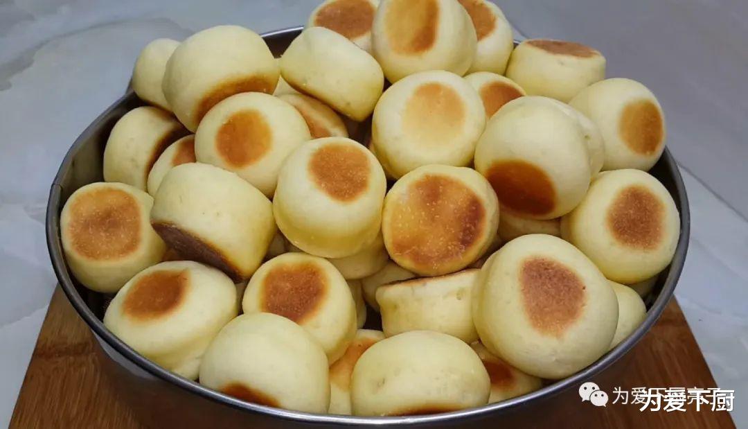 面包▲面粉又出新吃法,不用蒸不用烤,松软香甜不塌陷,比饼干面包都好吃