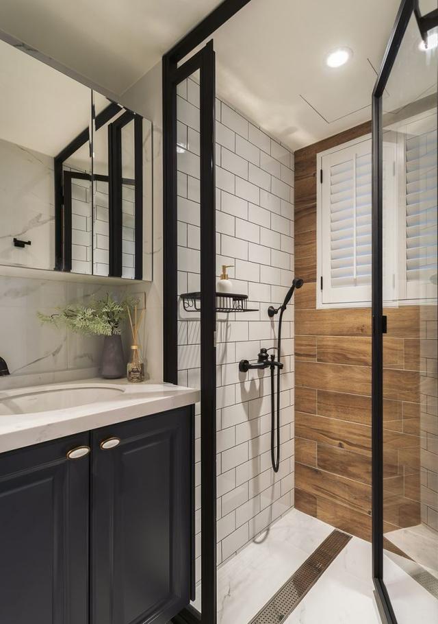 ##浴室柜移到卫生间外面，究竟是鸡肋还是真好用？真相在这