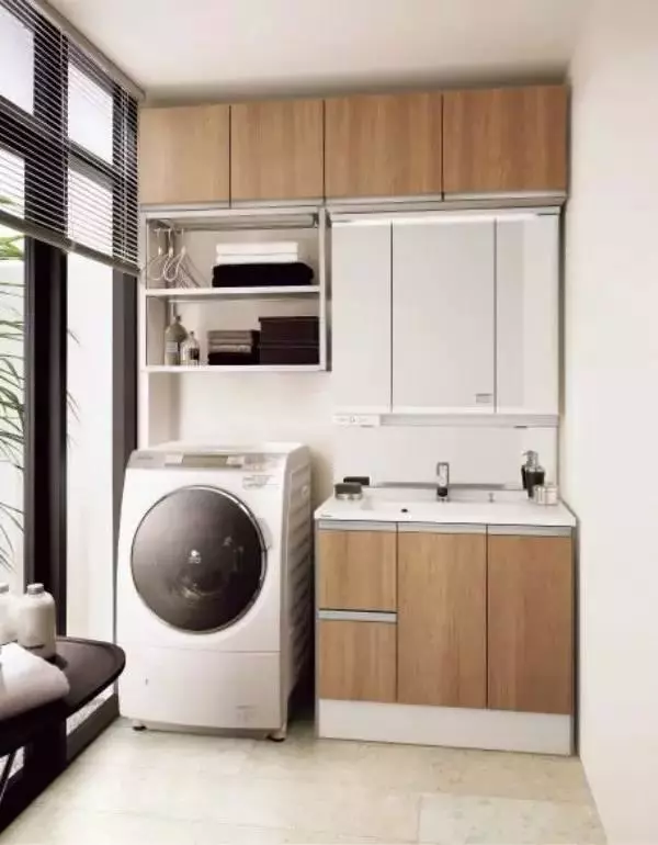 『』嫌卫生间太小？那是因为你没利用好阳台！