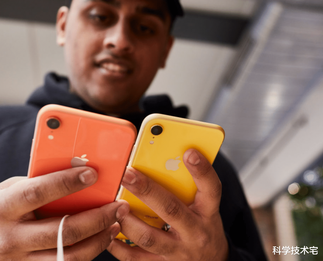 苹果|从中国转移到印度，苹果八个代工厂“搬家”，库克乐开花！