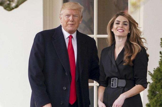 特朗普|特朗普身边的神秘女人,连住院也带着她,她的职能是啥?