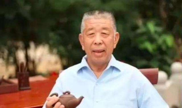 臆说古史|“牛王”李福成靠7头牛发家，身家百亿，孙子死在自己修建的路上