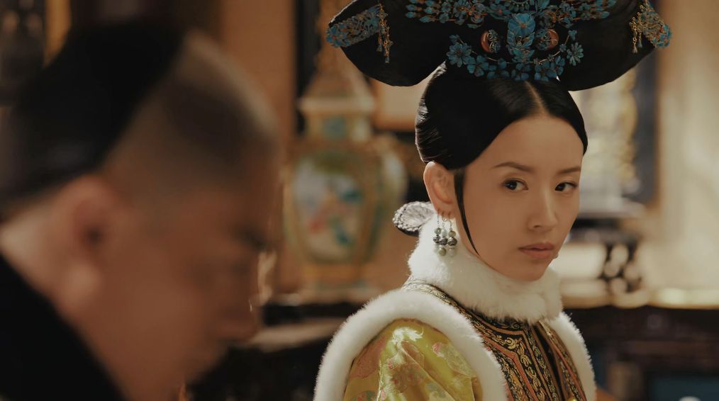 「董洁」五个版本的富察皇后：秦岚洗白知画，董洁最美，而她早已归隐！