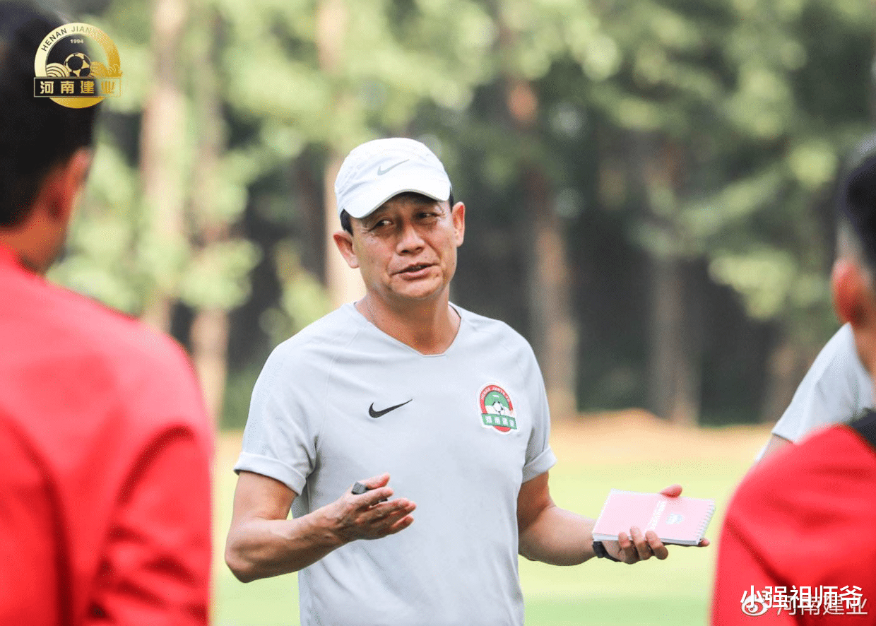 中超|中超最衰球队诞生？失去功勋主帅后又伤主力前锋，被全华班绝杀！