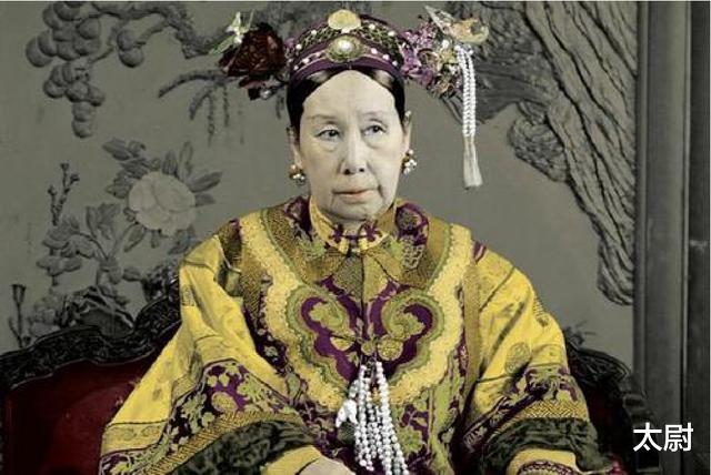 『慈禧太后』慈禧死前抓走的一百个童男下场如何，孙殿英为你揭开谜底