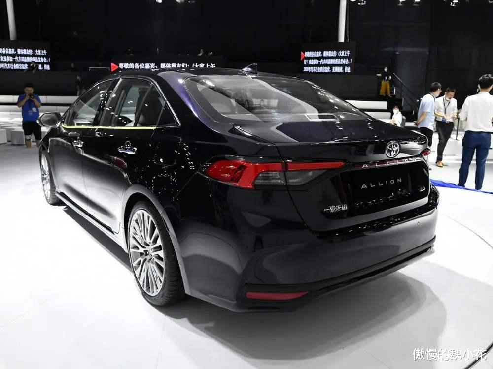 亚洲龙|根本不给对手机会，丰田“亚洲狮”全球首发，高压缩比，定位高于卡罗拉！