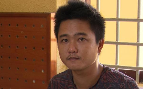 睹图|男子怀疑妻子与他人有染打车跟踪，发现约会对象后将其砍成重伤