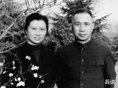 粟裕大将|粟裕一见钟情，楚青撕碎情书：我20岁，嫁给40岁男人？