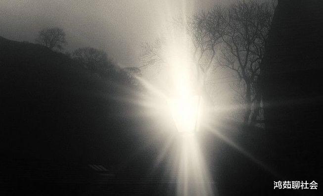 【外星生物】人在濒死之前会看到什么？亲身经历者真实演绎，答案让人很意外！