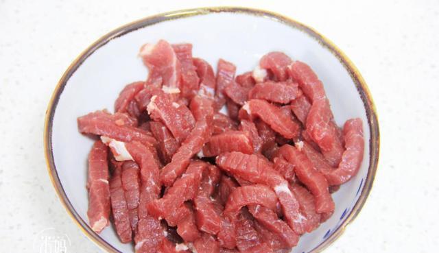 【牛肉】这菜55块钱一斤，贵也要吃，孩子常吃体格好，有条件1周吃2次