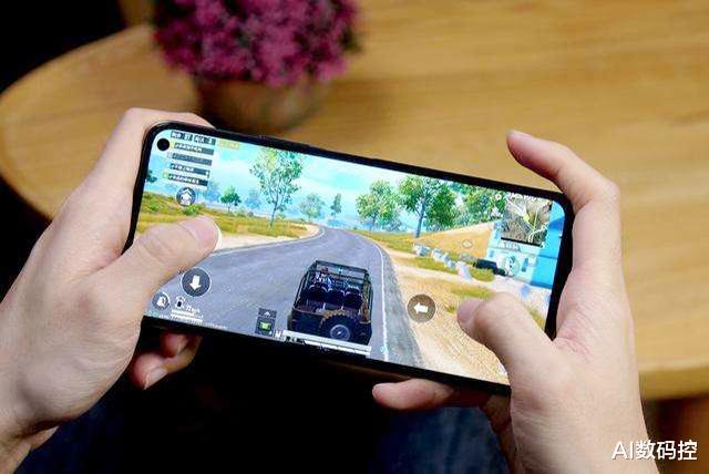 『骁龙865』骁龙865+144Hz电竞屏,vivo打造游戏配置,网友:便宜