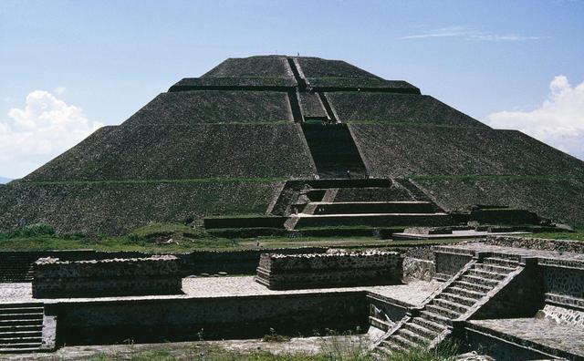 雕刻|玛雅的水晶头颅，硬度仅次于钻石，是怎么雕刻出来的，专家：骗局