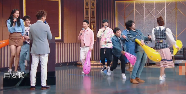 【沈腾】华晨宇作弊回答问题,谁注意沈腾说了啥?下一秒反应笑翻众人