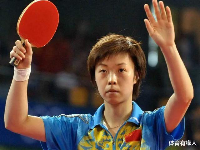 「张怡宁」38岁张怡宁现状:退役后嫁老头,如今58岁丈夫老态尽显