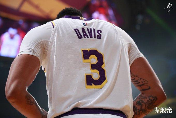 湖人队|詹皇59分兄弟争议决定，湖人3大队规曝光，快船双核没打就去钓鱼