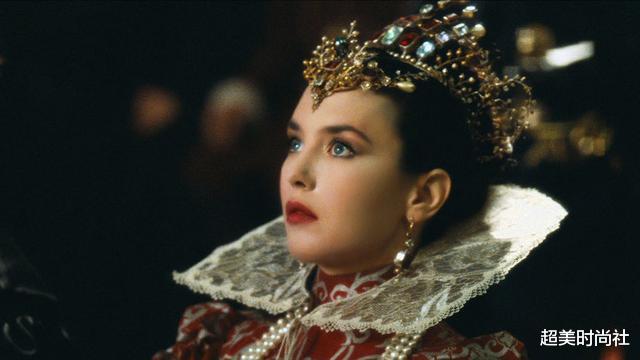 伊莎贝尔·阿佳妮|她是世界最美女星，却沉迷玻尿酸搞僵脸，今65岁瘦身成功颜值回春