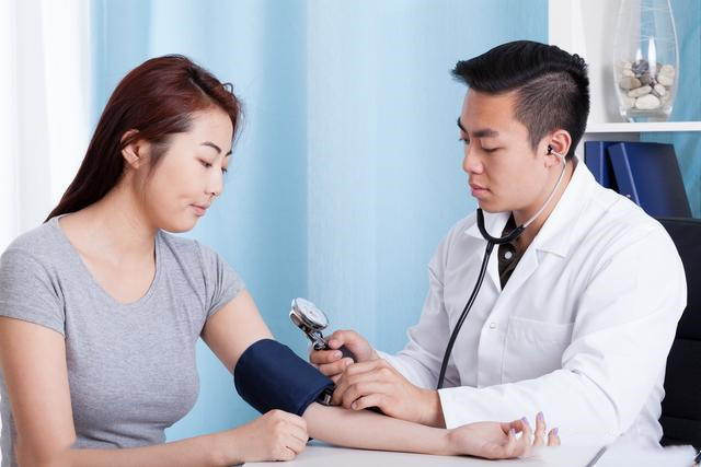 高血压|量血压时低压一直高于90以上是什么原因?有什么办法?医生有答案!