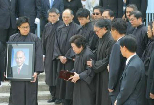 霍启刚|霍启刚祖母吕燕妮病逝，将与霍老合葬，老夫人生前疼爱晶晶，逢周末聚会见面