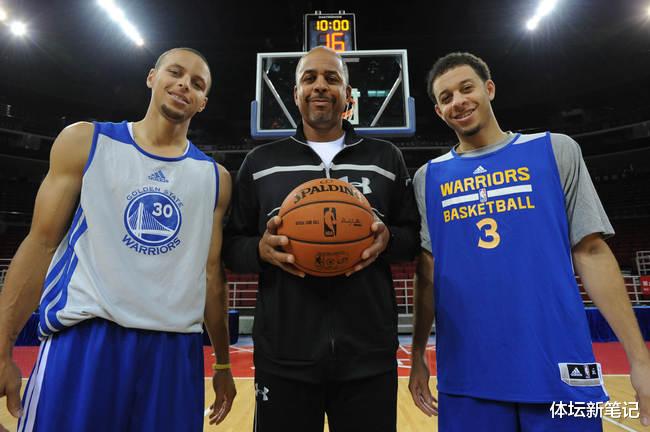 『斯蒂芬·库里』堪称女版杜兰特！库里妹妹颜值与球技兼备，18岁就拿世界杯冠军