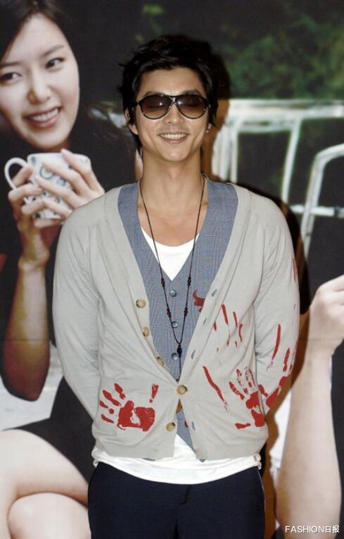 孔刘|41岁健身狂魔拥有6块腹肌还这么低调 新剧《鱿鱼游戏》备受关注